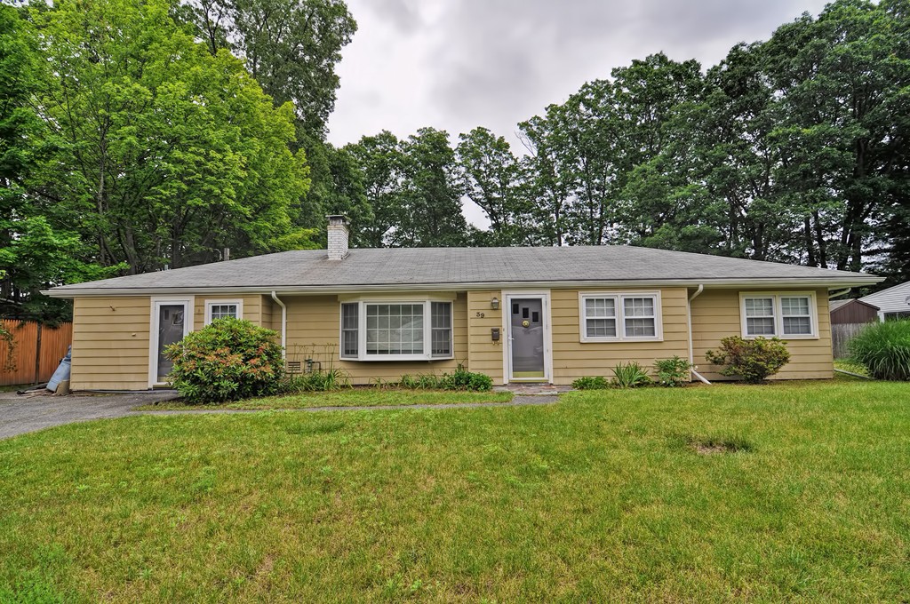 39 Wethersfield Road Natick, MA 01760 - Photo 1 of 12