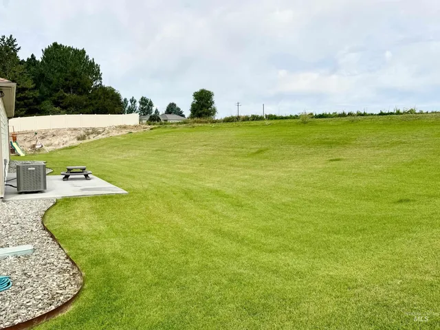 $480,000 | 942 West Wanda Lane, Heyburn, ID 83336