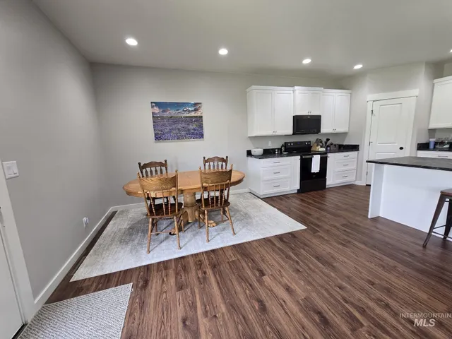 $480,000 | 942 West Wanda Lane, Heyburn, ID 83336