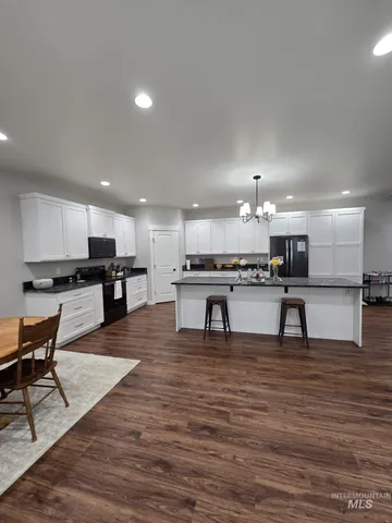 $480,000 | 942 West Wanda Lane, Heyburn, ID 83336