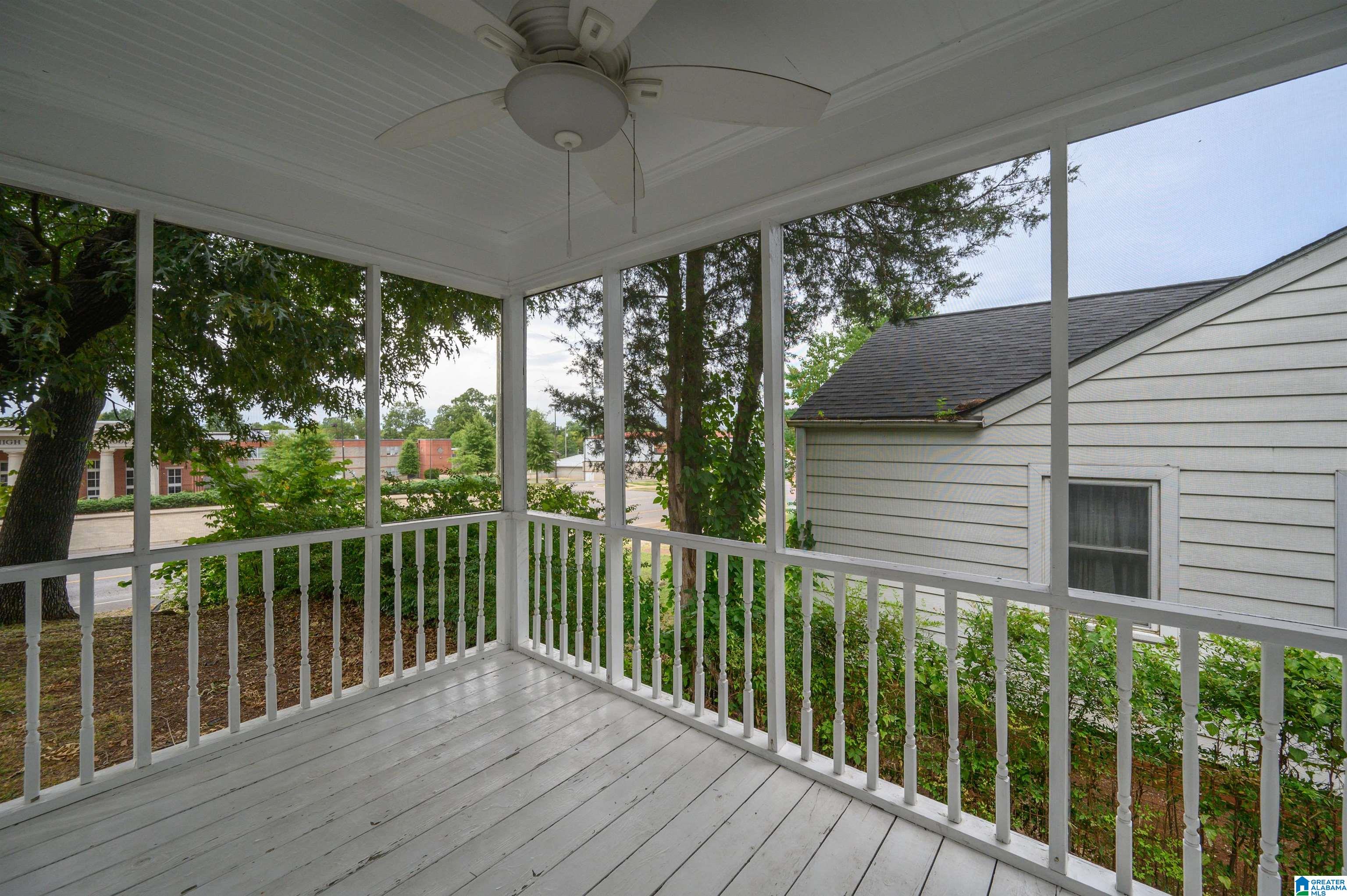 609 Valley Road Fairfield, AL 35064 - Photo 32 of 36