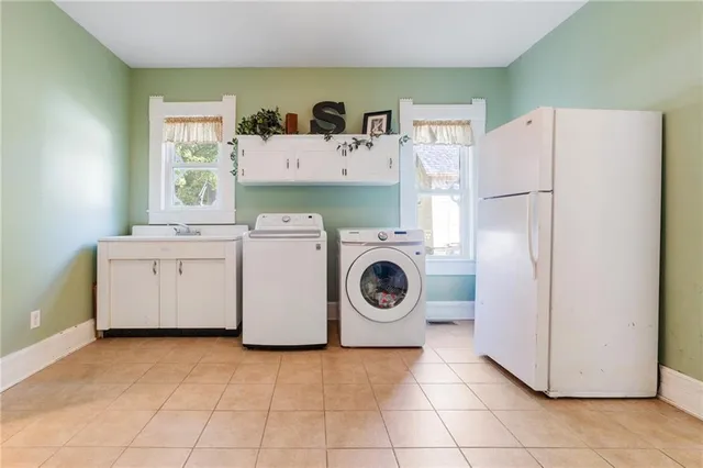 $379,900 | 110 West Elm Street, King City, MO 64463