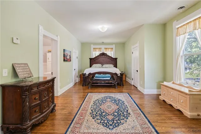 $379,900 | 110 West Elm Street, King City, MO 64463