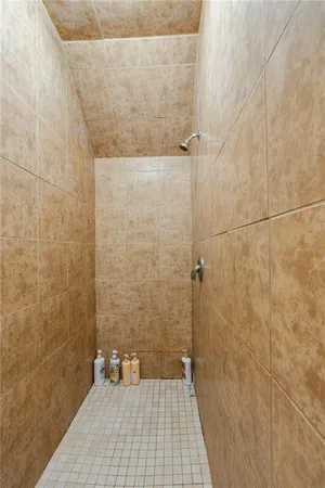 $369,900 | 110 West Elm Street, King City, MO 64463