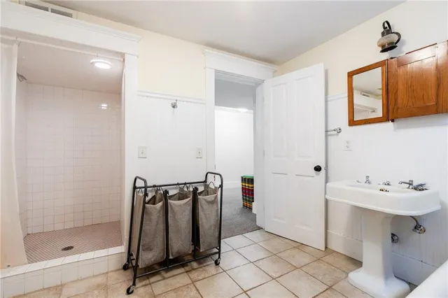 $379,900 | 110 West Elm Street, King City, MO 64463