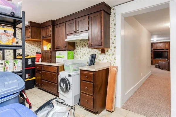 $379,900 | 110 West Elm Street, King City, MO 64463
