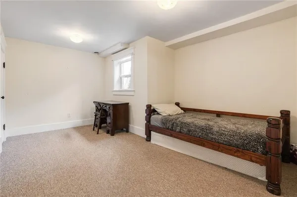 $379,900 | 110 West Elm Street, King City, MO 64463