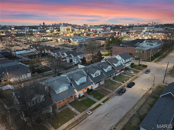 $289,900 | 6023 Elizabeth Avenue, St. Louis, MO 63139