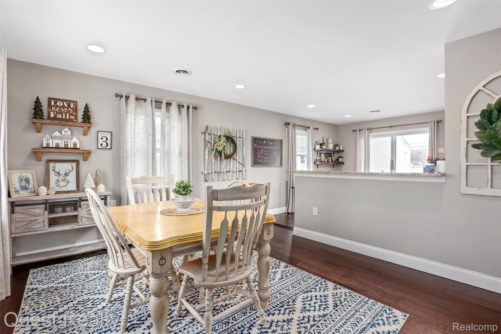 3539 Minton Road Lake Orion, MI 48359 - Photo 7 of 29 Living room could also function as dining room