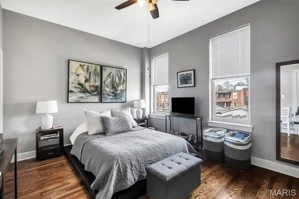 $350,000 | 2637 Shenandoah Avenue, St. Louis, MO 63104