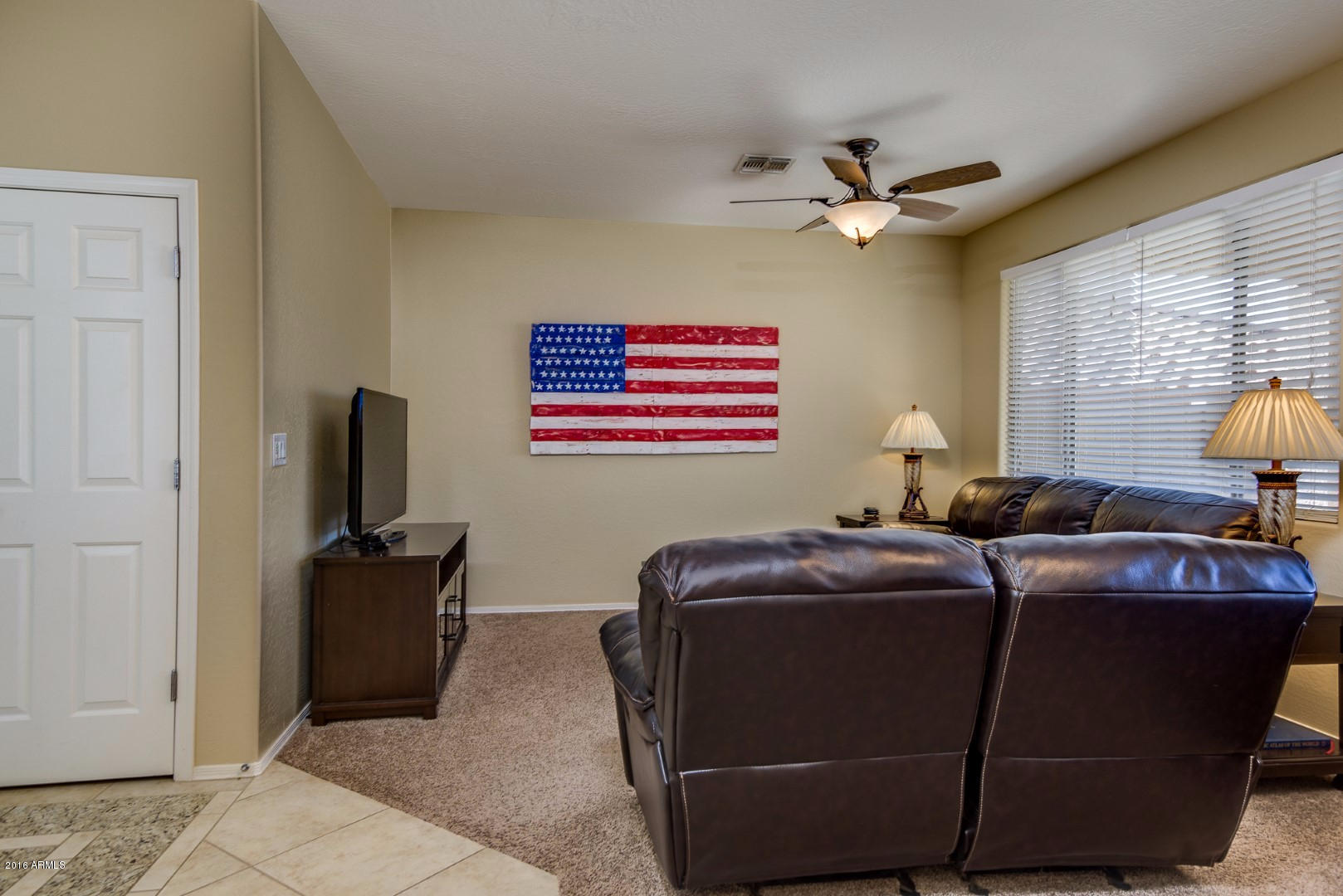 3762 Rising Sun Road Anthem, AZ 85086 - Photo 9 of 38 Living Room