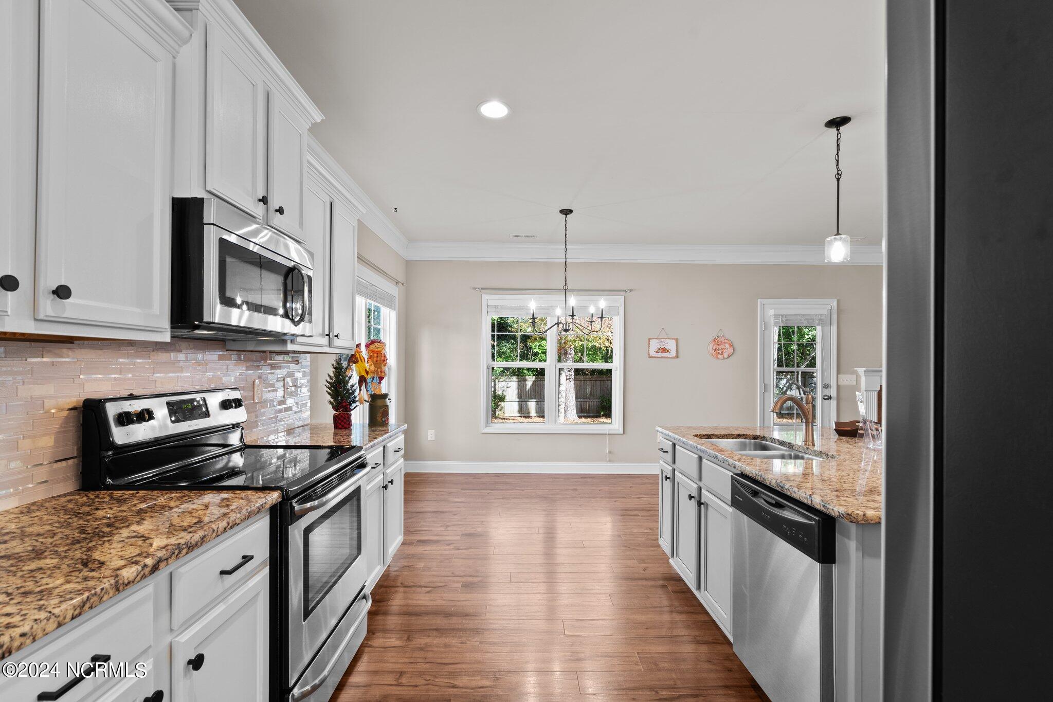 634 Longleaf Road Aberdeen, NC 28315 - Photo 10 of 52 15-web-or-mls-DSC05970