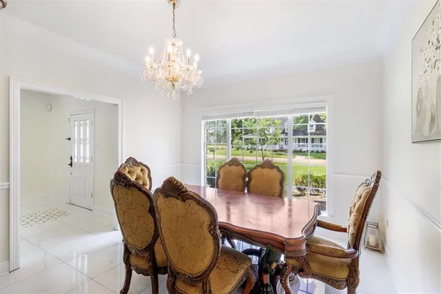 $650,000 | 647 Highland Oaks Drive, Baton Rouge, LA 70810