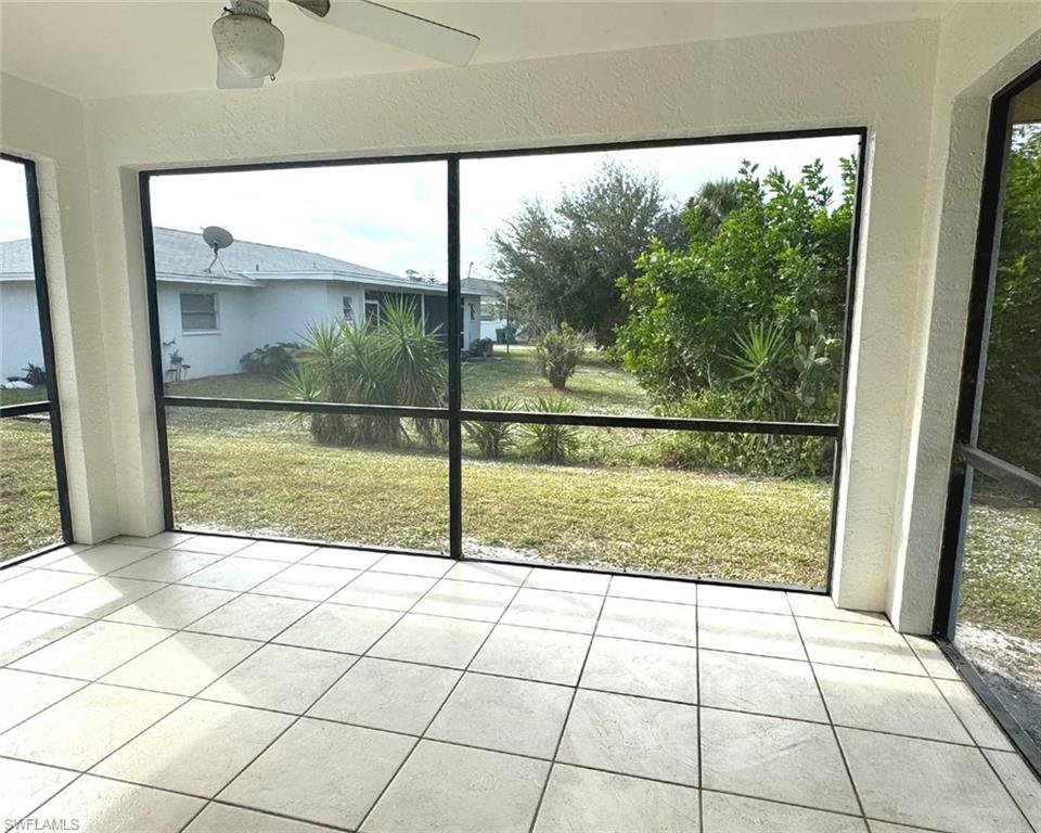 699 110th Avenue North, Unit B Naples, FL 34108 - Photo 9 of 23