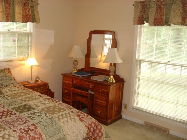 1241 Shawnee Road Madison, TN 37115 - Photo 12 of 15 Secondary bedroom with lots of natural light!