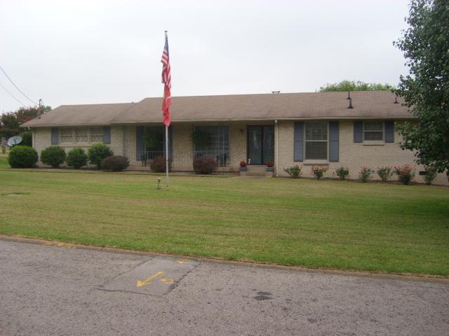 1241 Shawnee Road Madison, TN 37115 - Photo 3 of 15 Welcome Home!!!