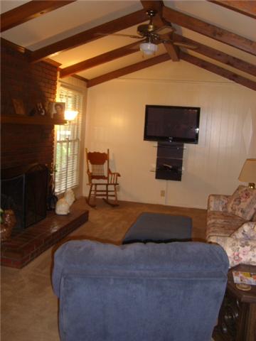 1241 Shawnee Road Madison, TN 37115 - Photo 8 of 15 Combination Den/Kitchen with Mounted TV for your enjoyment!!