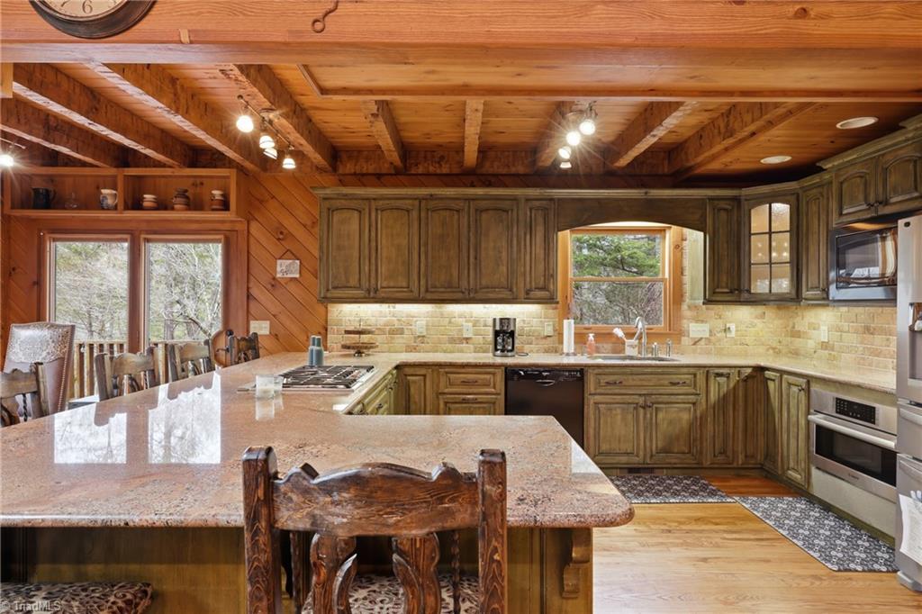 1721 Meadow Road Ferguson, NC 28624 - Photo 14 of 50