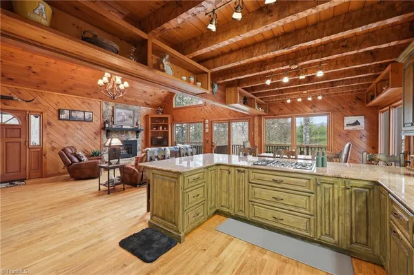 $689,000 | 1721 Meadow Road, Ferguson, NC 28624