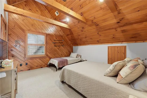 $689,000 | 1721 Meadow Road, Ferguson, NC 28624