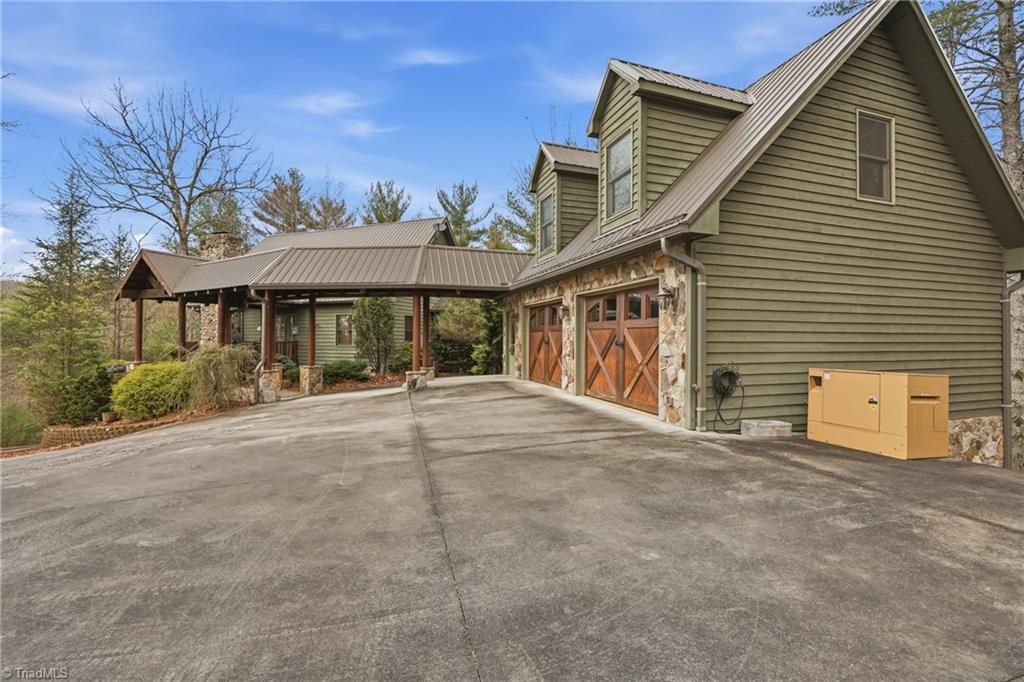 1721 Meadow Road Ferguson, NC 28624 - Photo 4 of 50