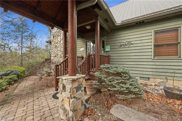 $689,000 | 1721 Meadow Road, Ferguson, NC 28624