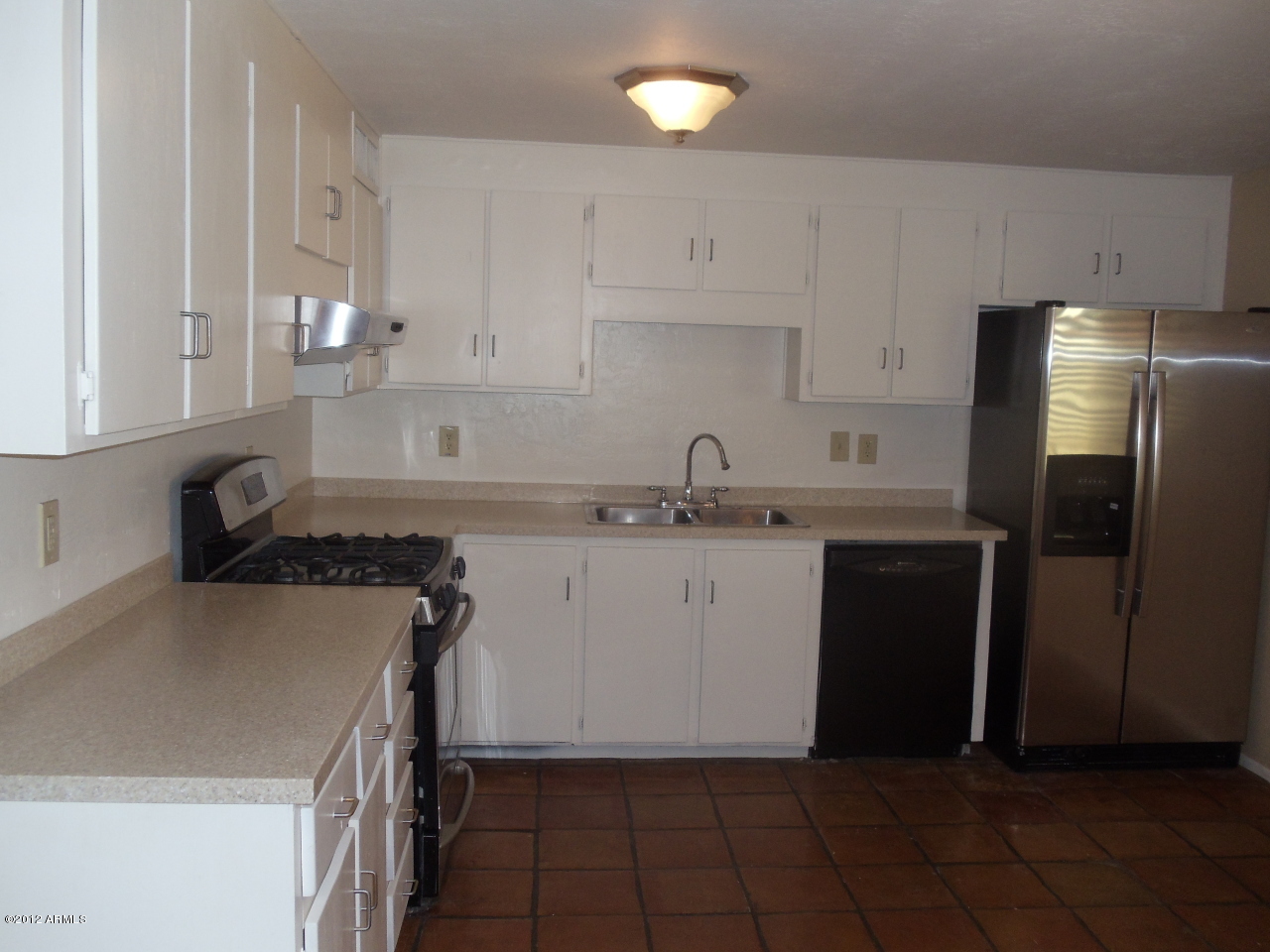 1654 West Thunderbird Road Phoenix, AZ 85023 - Photo 3 of 10 Kitchen