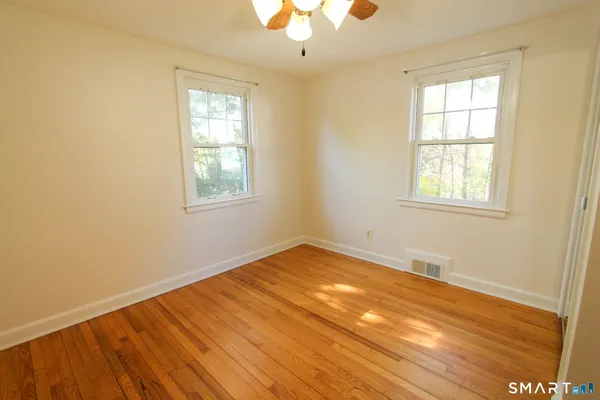 $2,950 | 20 Condon Street, Berlin, CT 06037