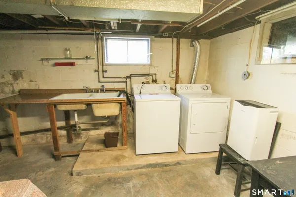$2,950 | 20 Condon Street, Berlin, CT 06037