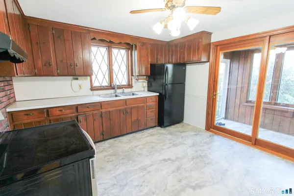 $2,950 | 20 Condon Street, Berlin, CT 06037