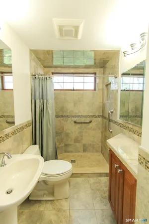 $2,950 | 20 Condon Street, Berlin, CT 06037