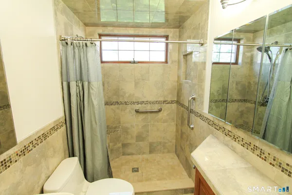 $2,950 | 20 Condon Street, Berlin, CT 06037