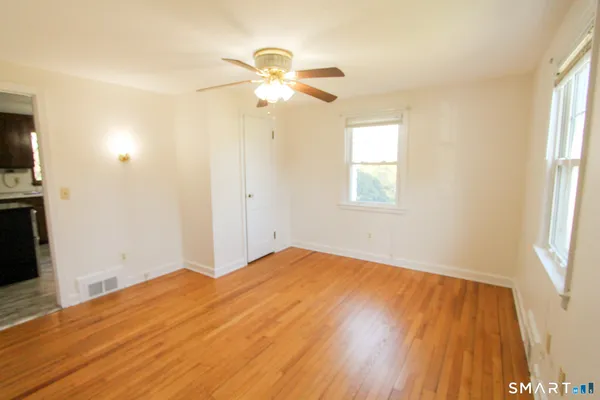 $2,950 | 20 Condon Street, Berlin, CT 06037
