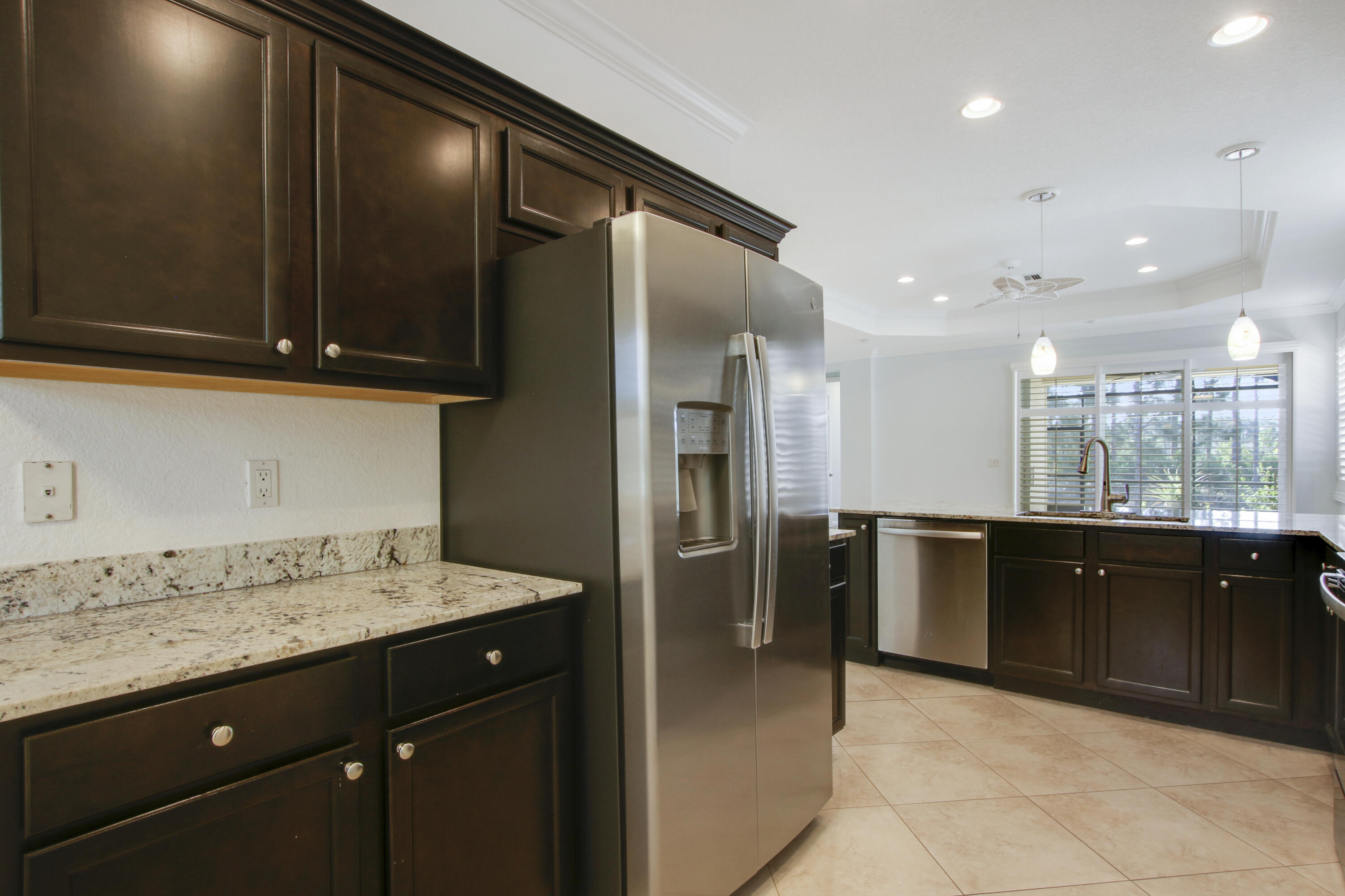 6022 Southeast Split Oak Trail Hobe Sound, FL 33455 - Photo 17 of 50 House-15