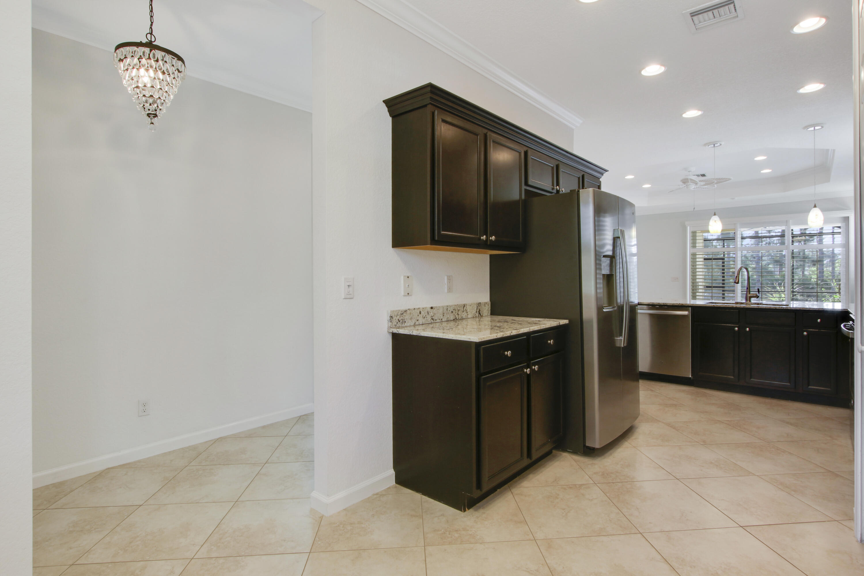 6022 Southeast Split Oak Trail Hobe Sound, FL 33455 - Photo 18 of 50 House-14