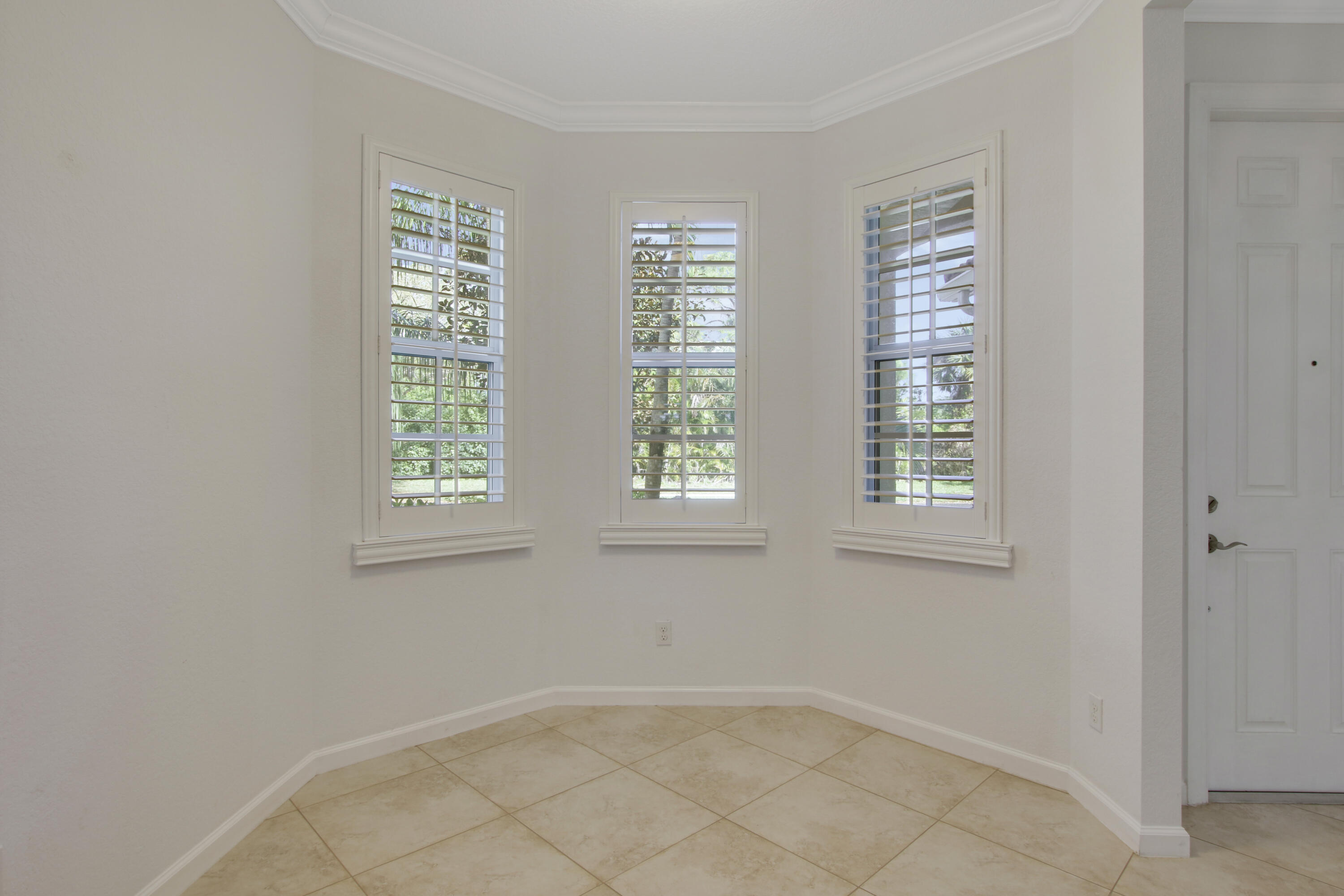 6022 Southeast Split Oak Trail Hobe Sound, FL 33455 - Photo 19 of 50 House-13