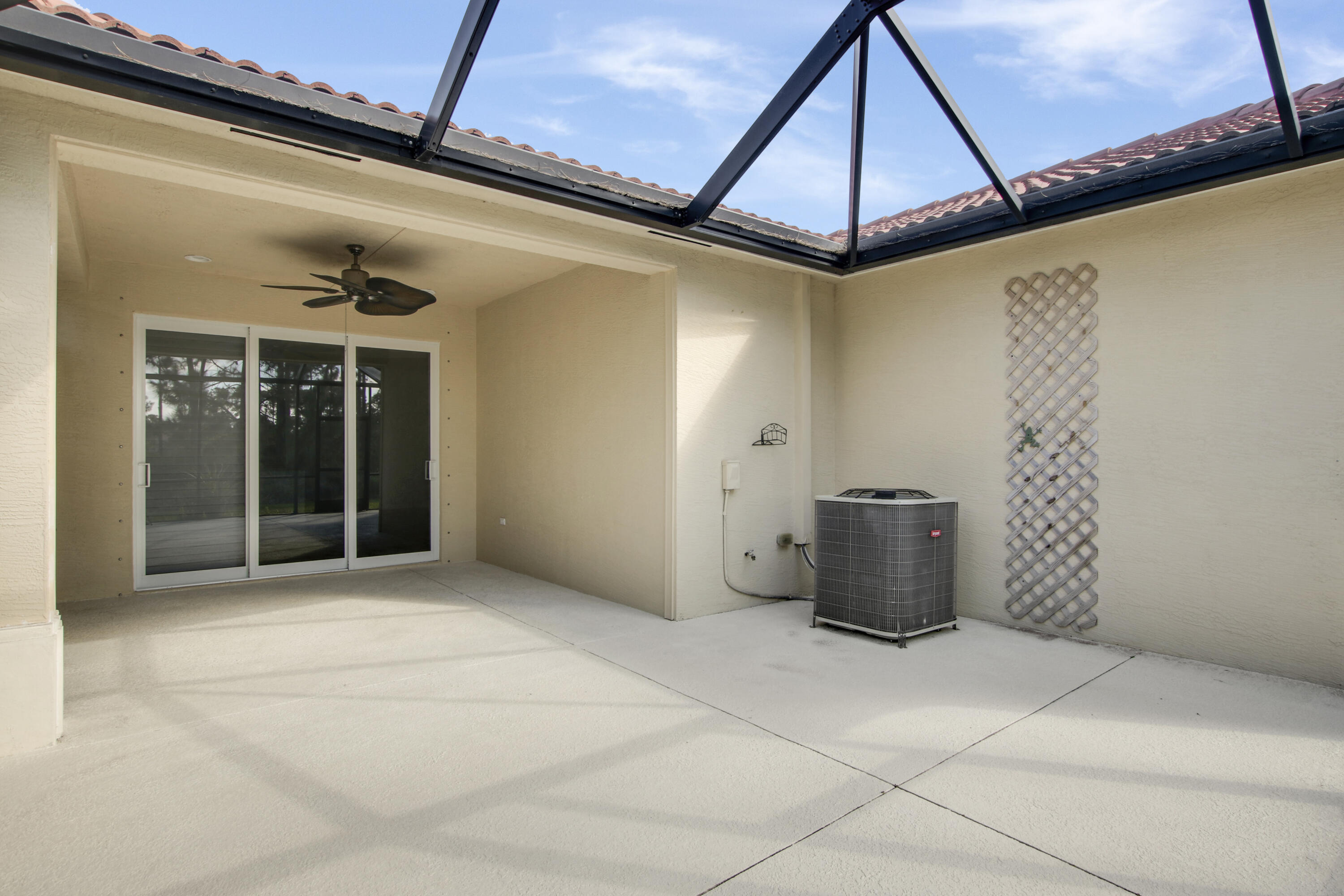 6022 Southeast Split Oak Trail Hobe Sound, FL 33455 - Photo 33 of 50 House-33