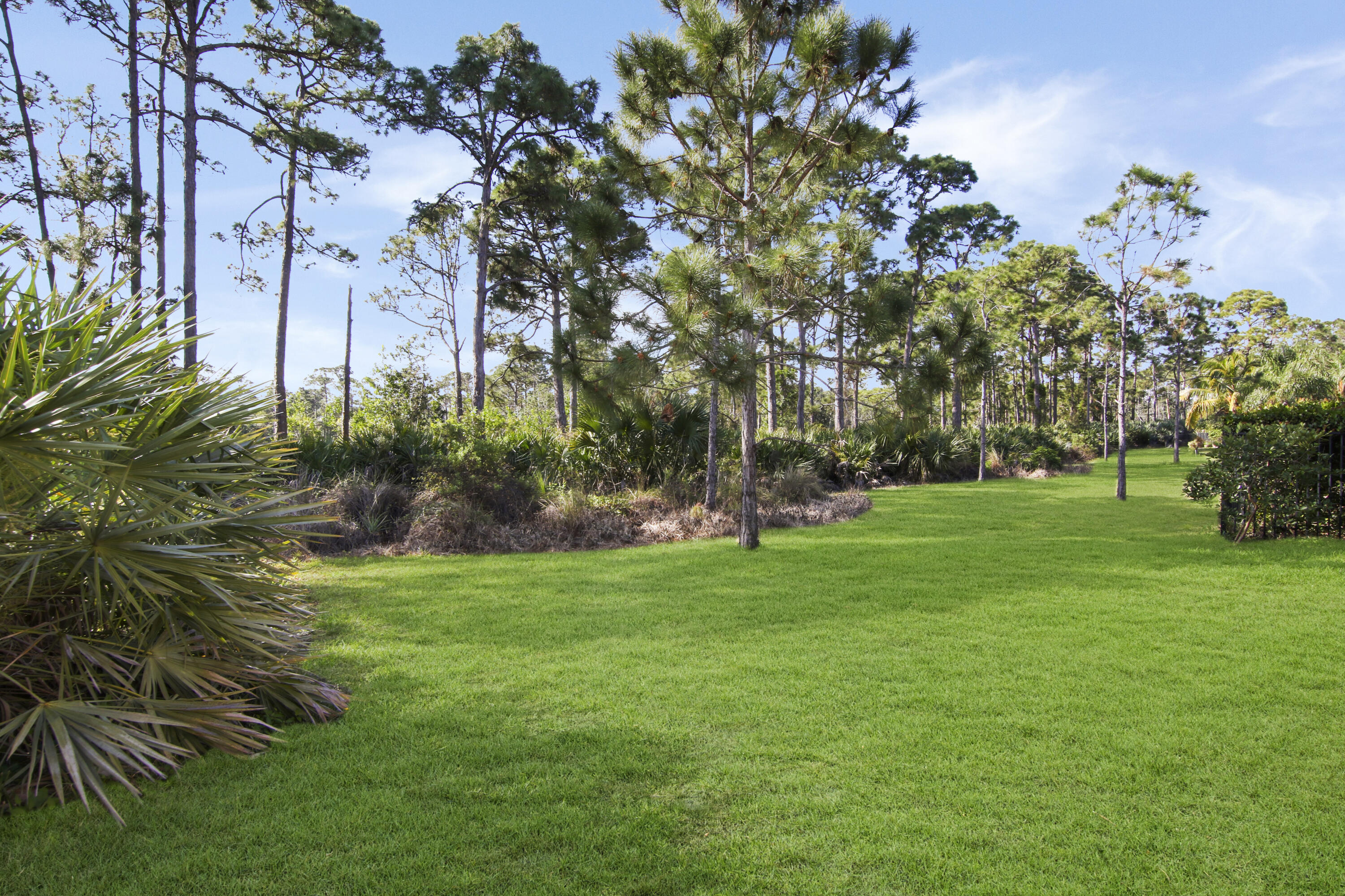 6022 Southeast Split Oak Trail Hobe Sound, FL 33455 - Photo 37 of 50 House-36