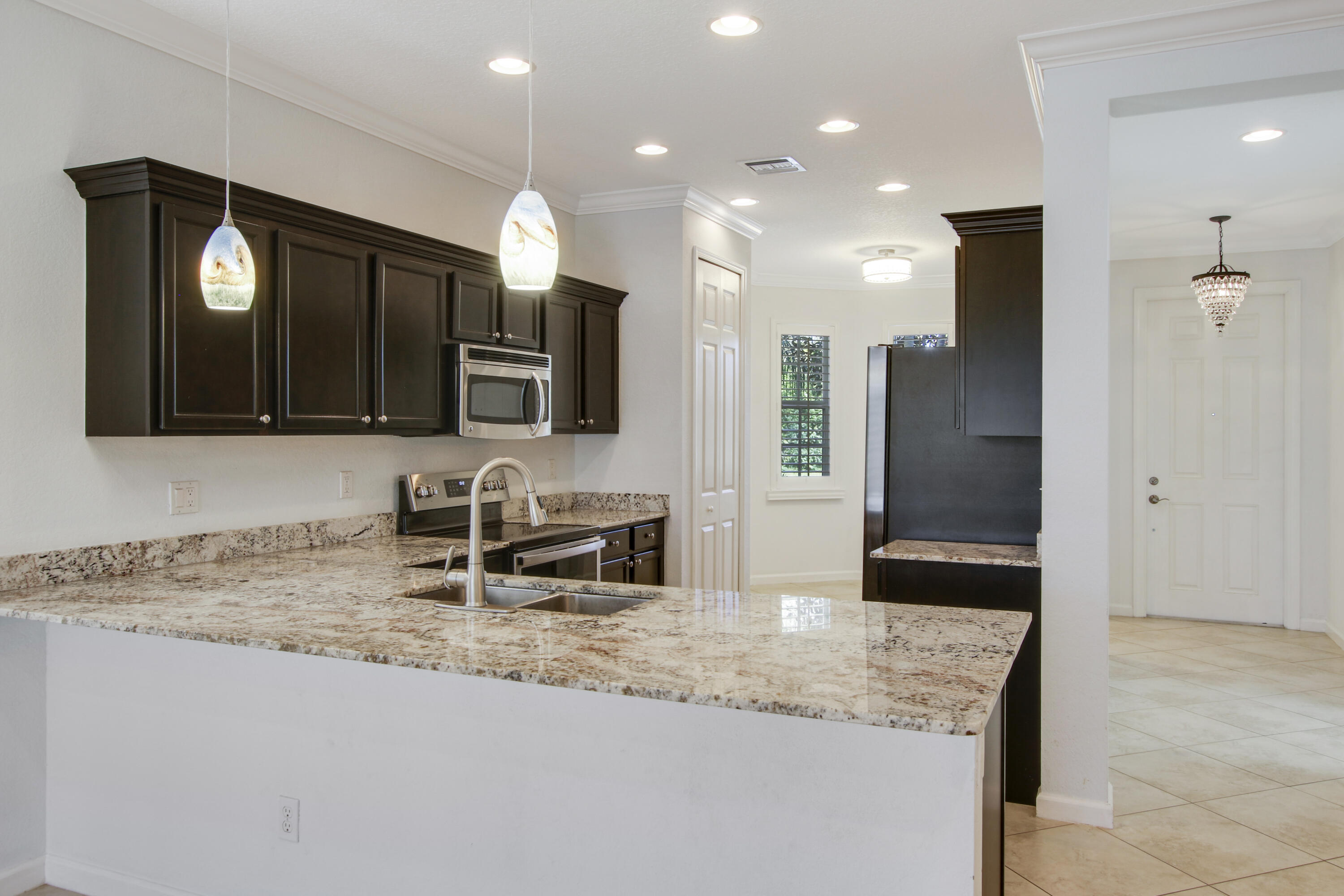 6022 Southeast Split Oak Trail Hobe Sound, FL 33455 - Photo 10 of 50 House-21