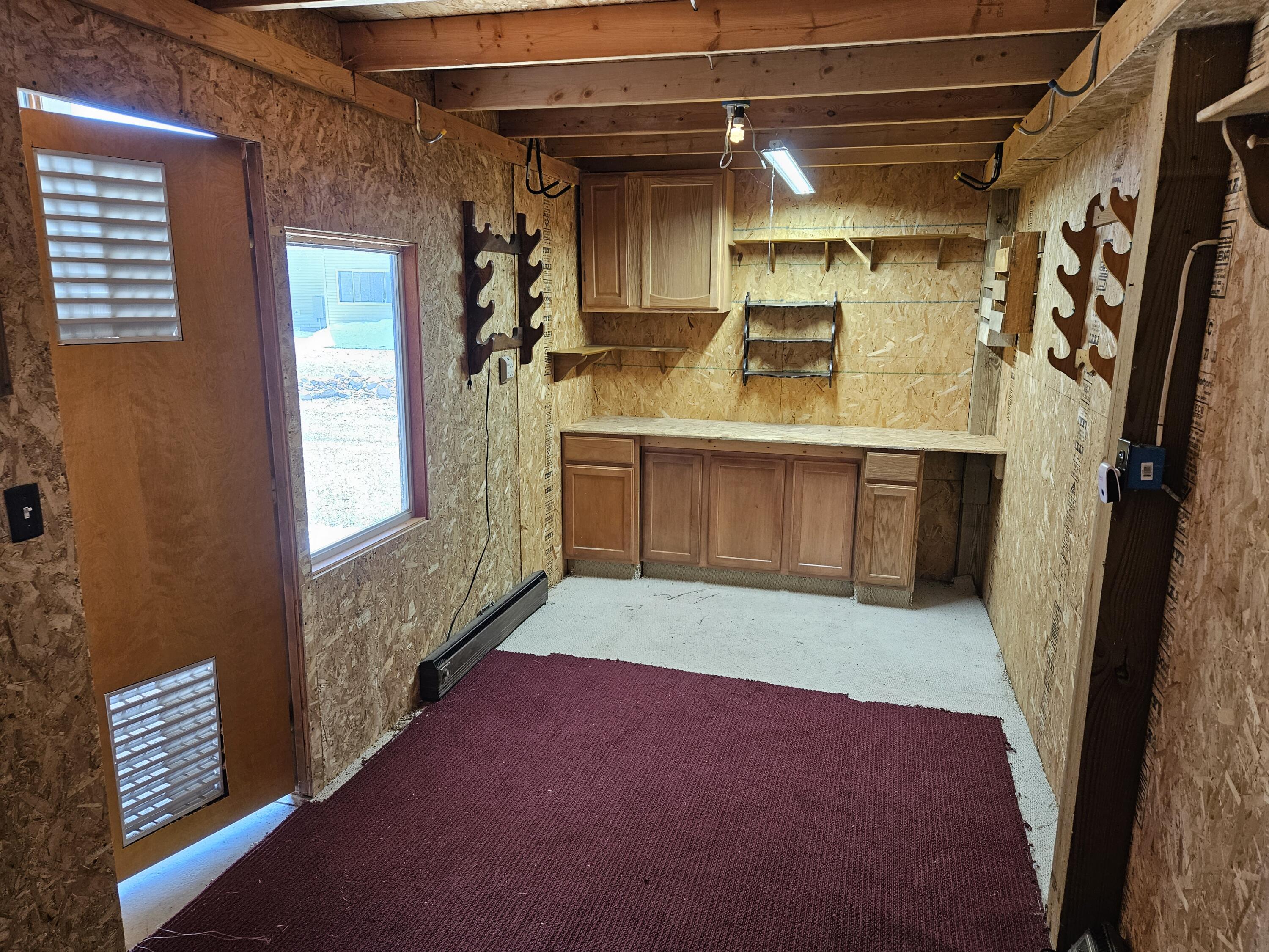 3720 West Fletcher Road Roscommon, MI 48653 - Photo 34 of 51 Lodge Interior