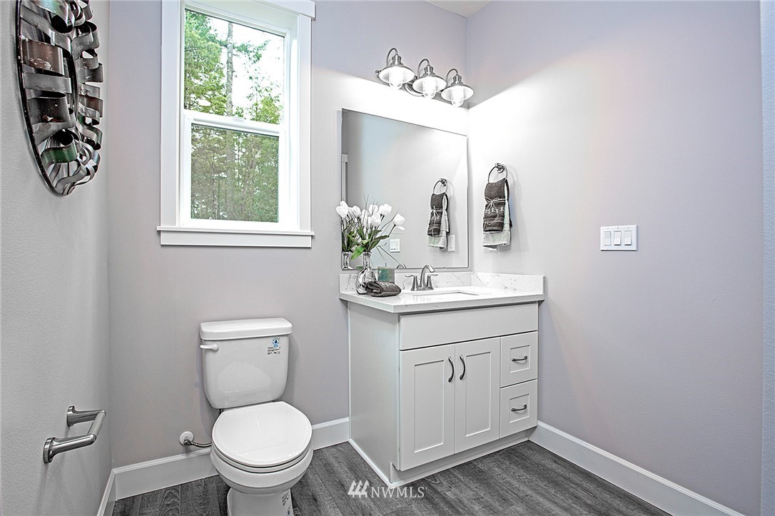 15018 Stevens Road Southeast Olalla, WA 98359 - Photo 11 of 18 Gallery Image 11