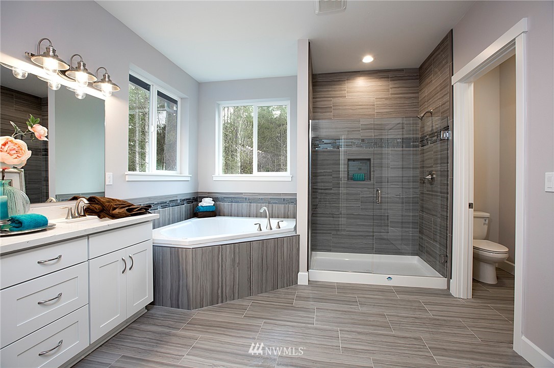 15018 Stevens Road Southeast Olalla, WA 98359 - Photo 15 of 18 Gallery Image 15
