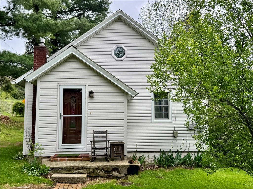 106 Lowry Street Butler, PA 16001 - Photo 1 of 1