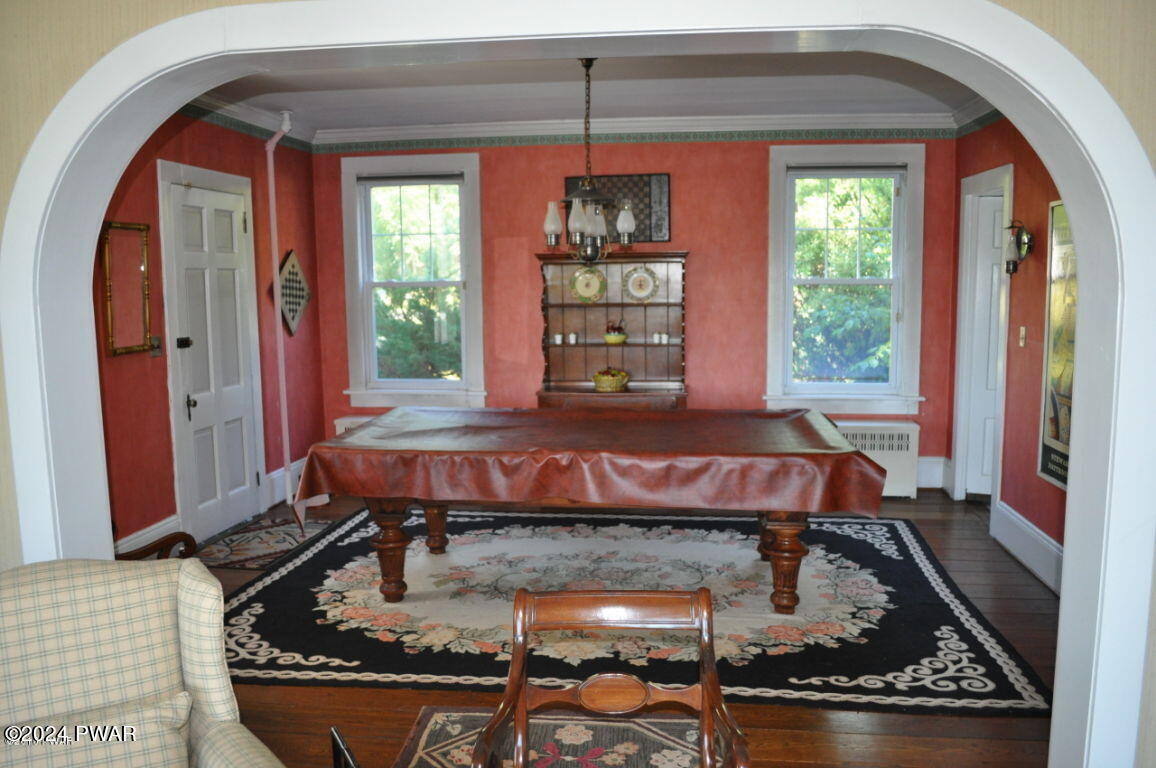 840 Raymondskill Road Milford, PA 18337 - Photo 19 of 46 13.DiningRoom