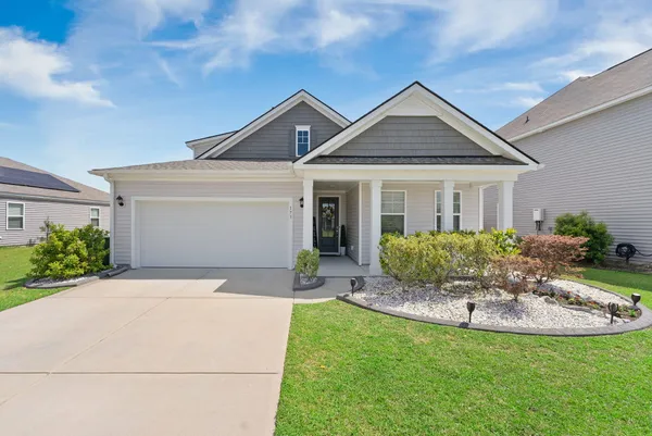 $2,800 | 173 Greenwich Drive, Summerville, SC 29486