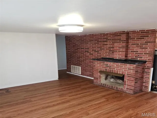 $98,000 | 714 St Norbert Drive, Cahokia, IL 62206