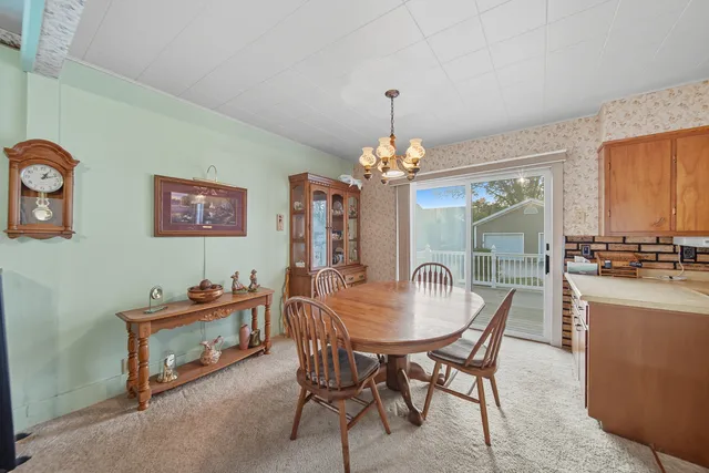 $152,000 | 903 7th Avenue, Sterling, IL 61081