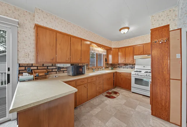 $152,000 | 903 7th Avenue, Sterling, IL 61081