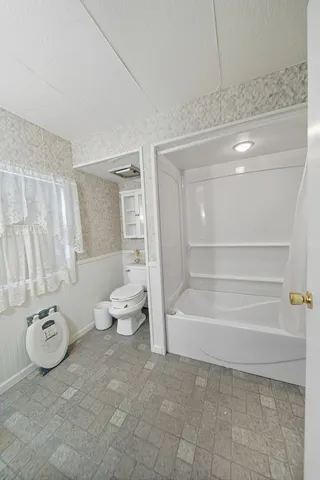 $152,000 | 903 7th Avenue, Sterling, IL 61081