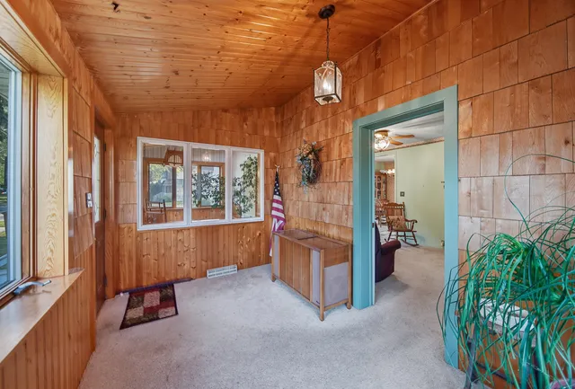 $152,000 | 903 7th Avenue, Sterling, IL 61081